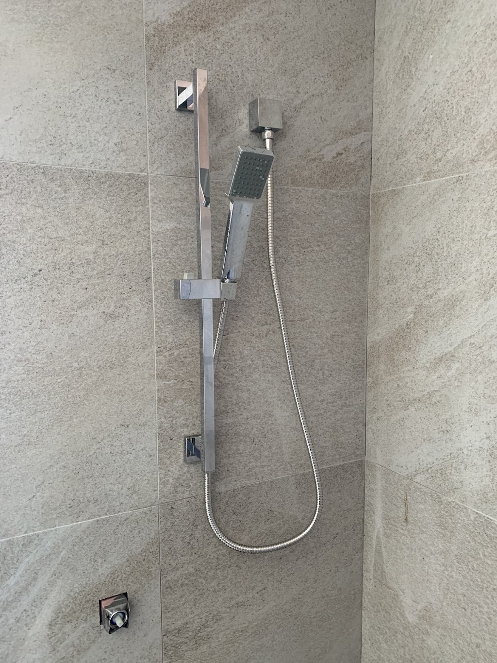 Point 2 Point Plumbing Drainage & Gas | 105 Moreton Terrace, Beachmere QLD 4510, Australia | Phone: 0407 643 414
