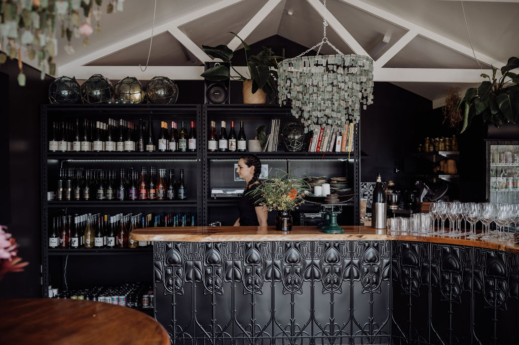 The Izzy Bar | 3349 Bruny Island Main Rd, South Bruny TAS 7150, Australia | Phone: 0400 189 423