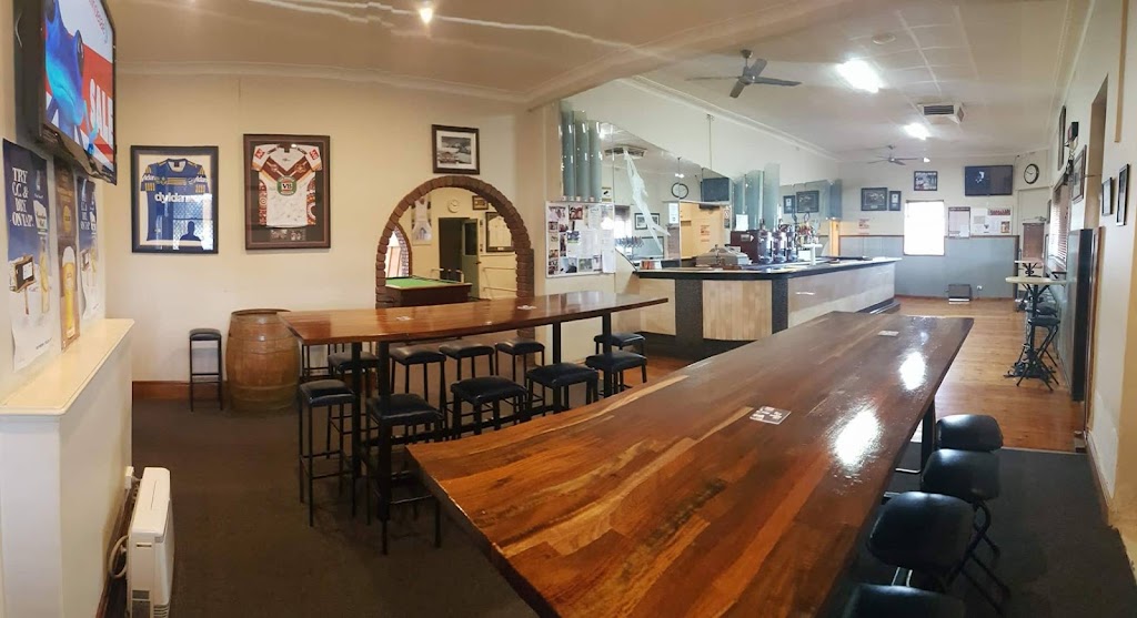 TYDVIL HOTEL & BISTRO Open Wed to Sun from 12pm | 318 Oxide St, Broken Hill NSW 2880, Australia | Phone: (08) 8088 1296