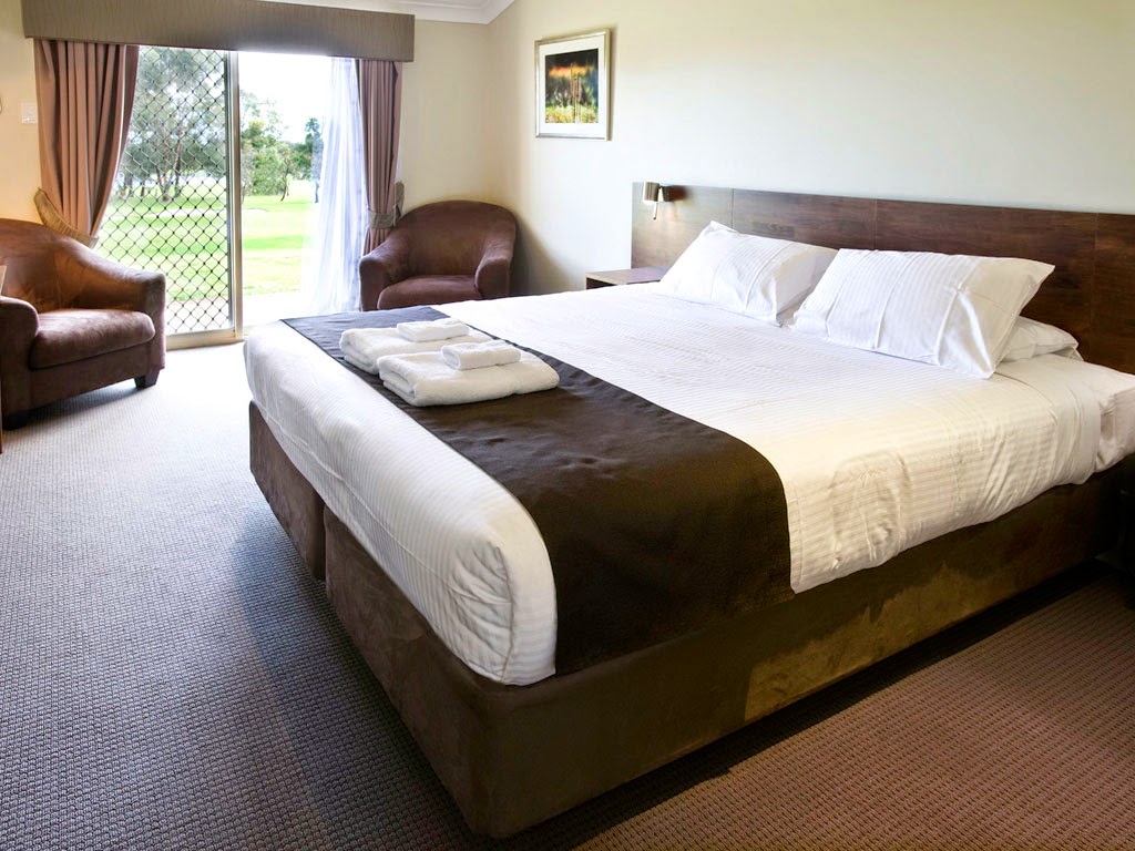 Mercure Bunbury Sanctuary Golf Resort | lodging | Lot 100 Old Coast Rd, Bunbury WA 6230, Australia | 0897252777 OR +61 8 9725 2777