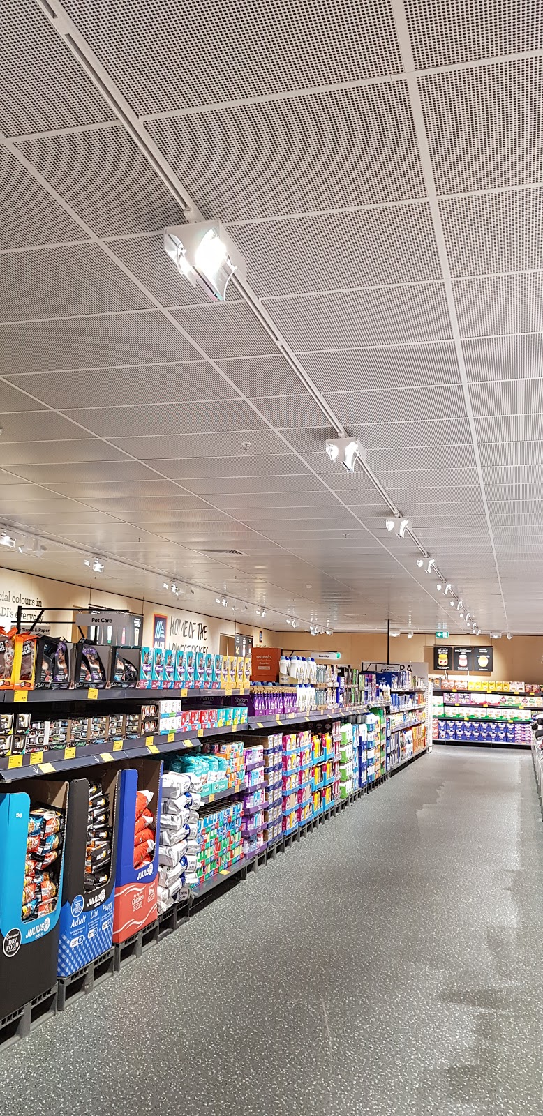 ALDI Melton West | supermarket | Woodgrove Shopping Centre, 533 High St, Melton West VIC 3337, Australia