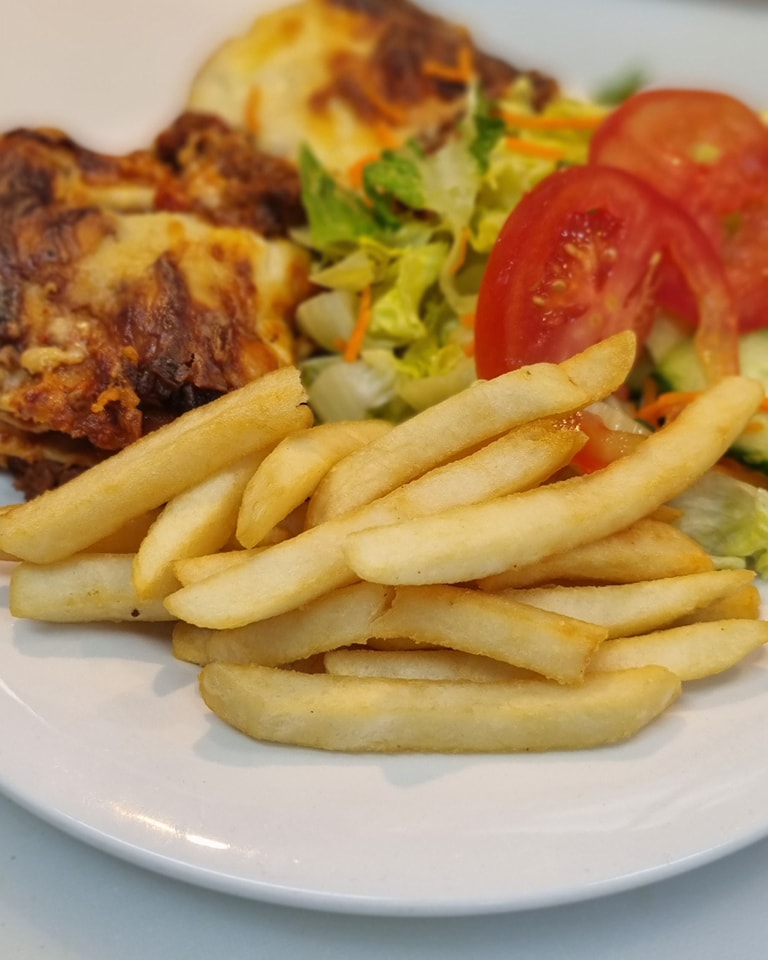 Gigglemugs Antarctic Cafe | Frank Hurley Building, Lower Level/203 Channel Hwy, Kingston TAS 7050, Australia | Phone: (03) 6232 3285