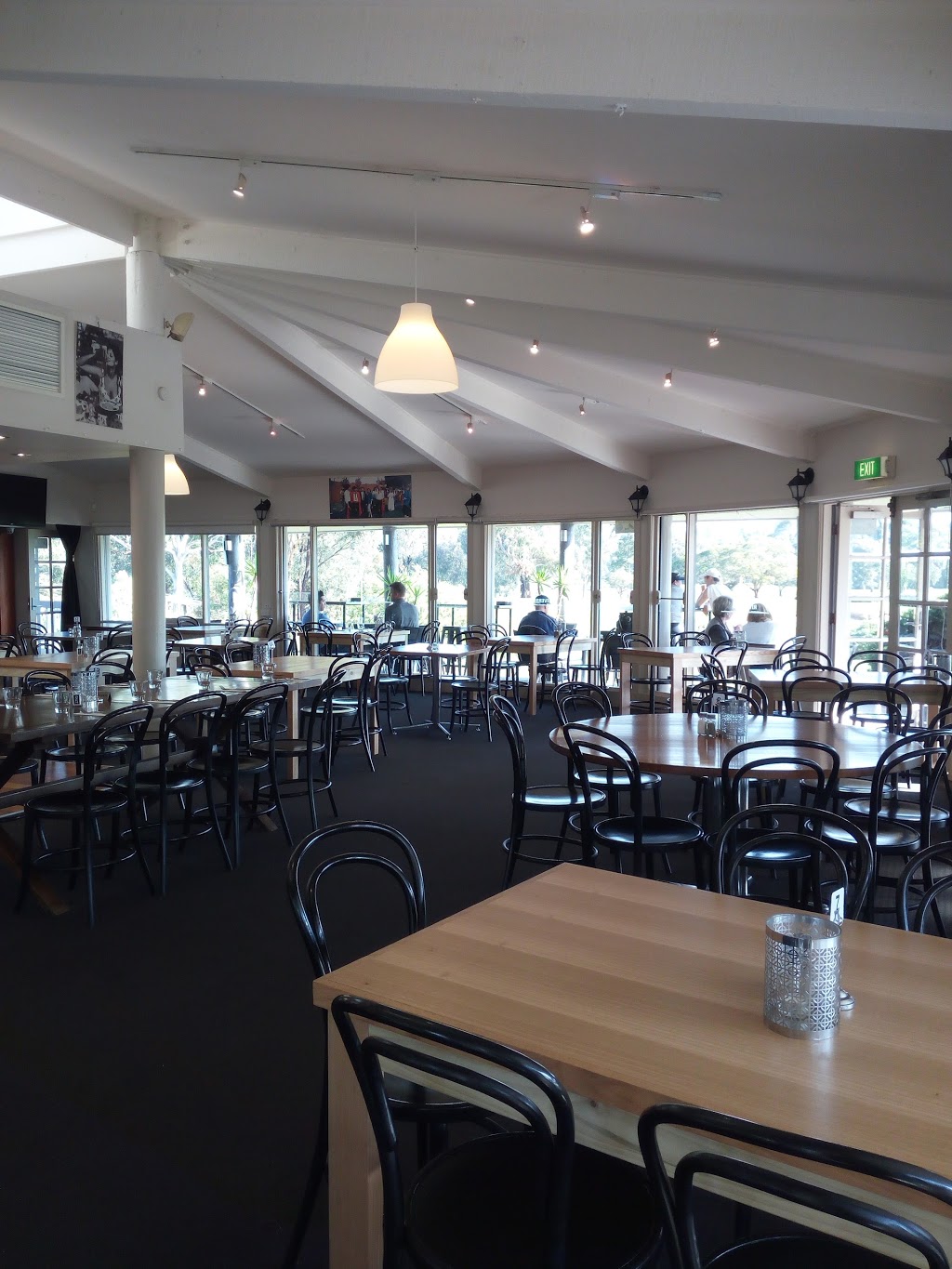 Riverside Kitchen & Events | 55 Newsom St, Ascot Vale VIC 3032, Australia | Phone: (03) 9326 0525