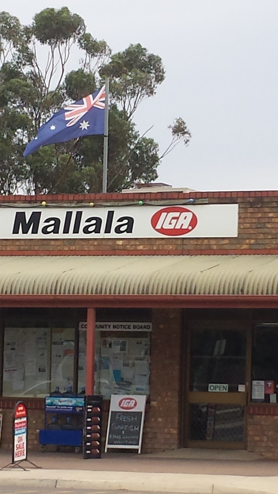 IGA Mallala | store | 3 Wasleys Rd, Mallala SA 5502, Australia | 0885272010 OR +61 8 8527 2010