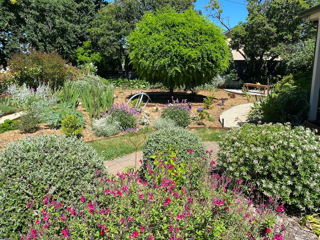 Serenity Garden Design | park | 41 Dalton St, Orange NSW 2800, Australia | 0406672149 OR +61 406 672 149