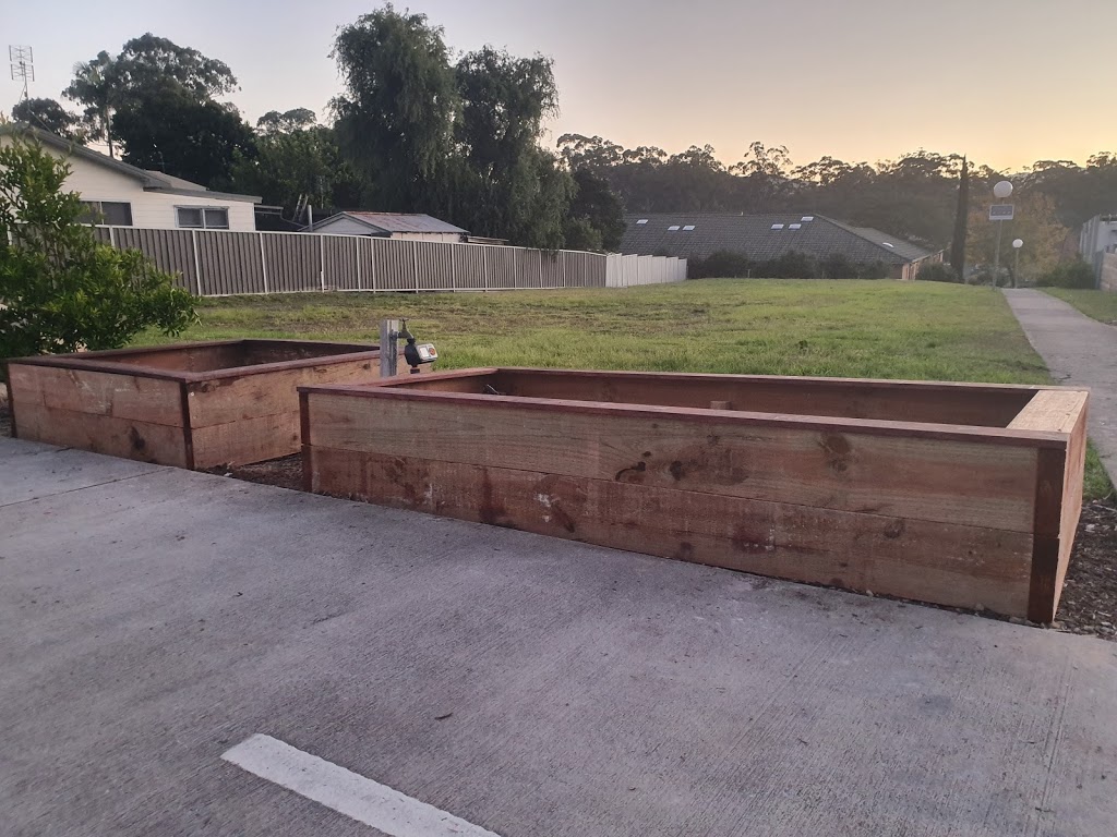 Looking Up Landscapes | general contractor | 8 Alton Rd, Cooranbong NSW 2265, Australia | 0240674076 OR +61 2 4067 4076