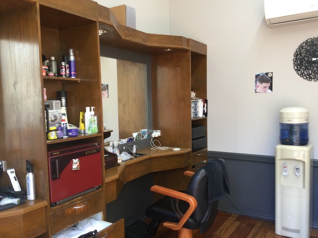 Johnnys Barber | hair care | 8 Annerley Rd, Woolloongabba QLD 4102, Australia | 0731612366 OR +61 7 3161 2366