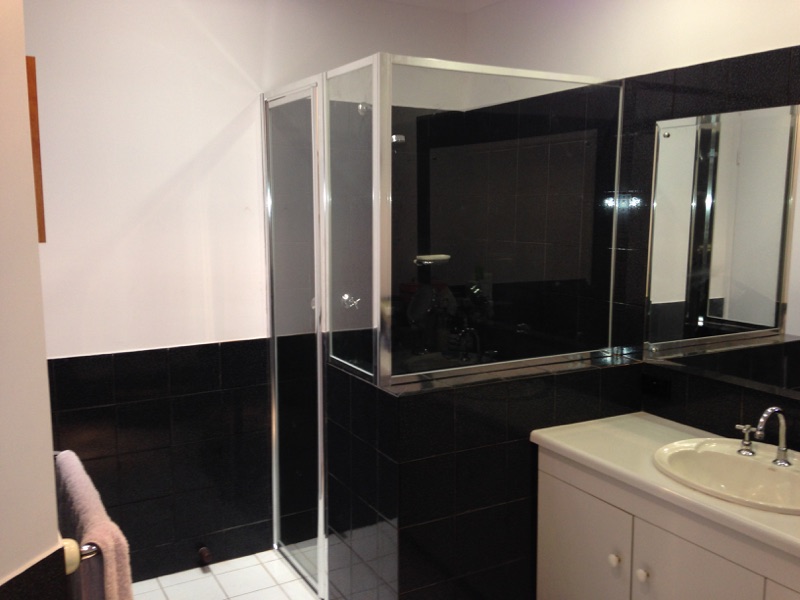 Instant Shower Screens | 1/58 OSullivan Beach Rd, Lonsdale SA 5160, Australia | Phone: 0418 856 227