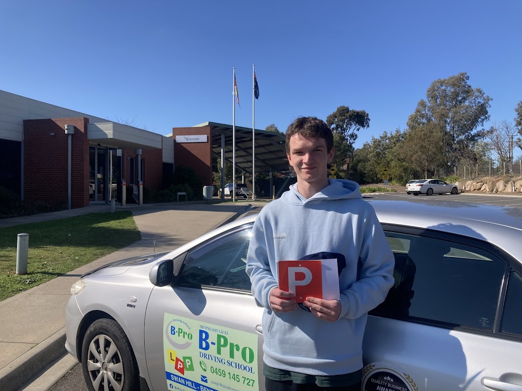 B-Pro Driving School | Osborne St, Flora Hill VIC 3550, Australia | Phone: 0459 145 727
