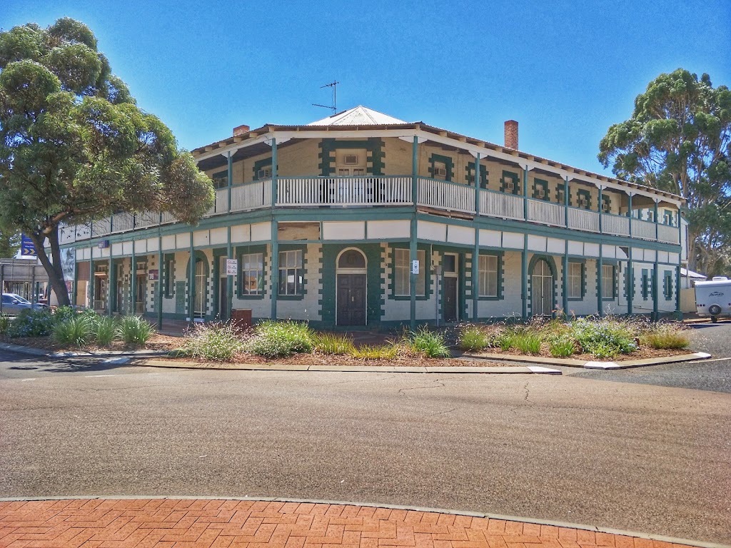 Norseman Hotel - Bottlemart Express | 90 Roberts St, Norseman WA 6443, Australia | Phone: (08) 9039 1023