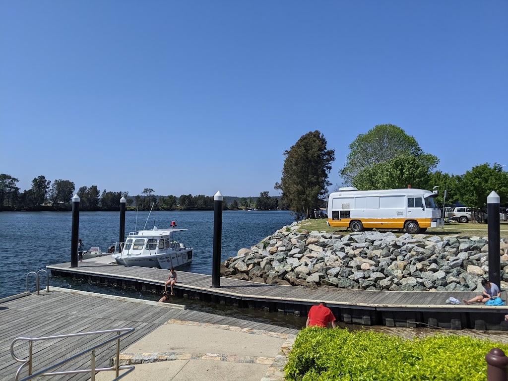 Town Wharf Boat Ramp |  | Ford St, Moruya NSW 2537, Australia | 0264992222 OR +61 2 6499 2222