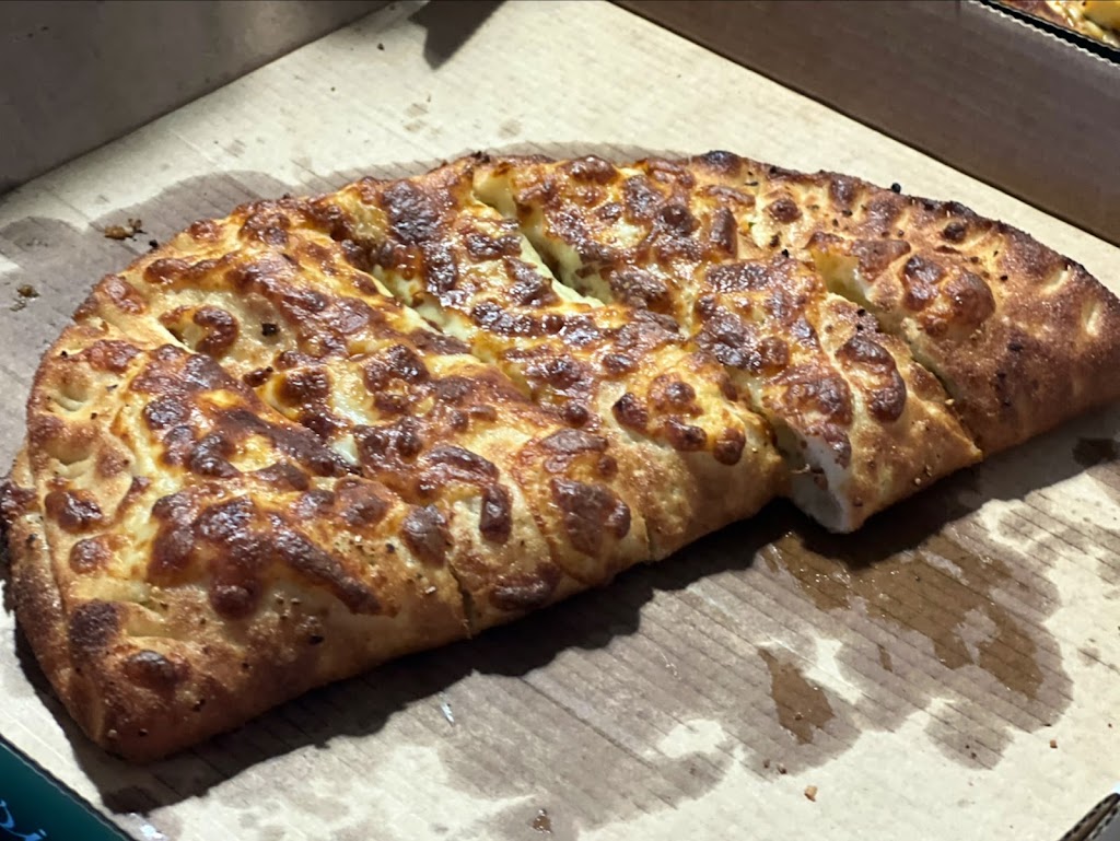 The Peppers Pizza and Takeaway - North Lakes | 6/1646 Anzac Ave, North Lakes QLD 4509, Australia | Phone: (07) 5490 1401