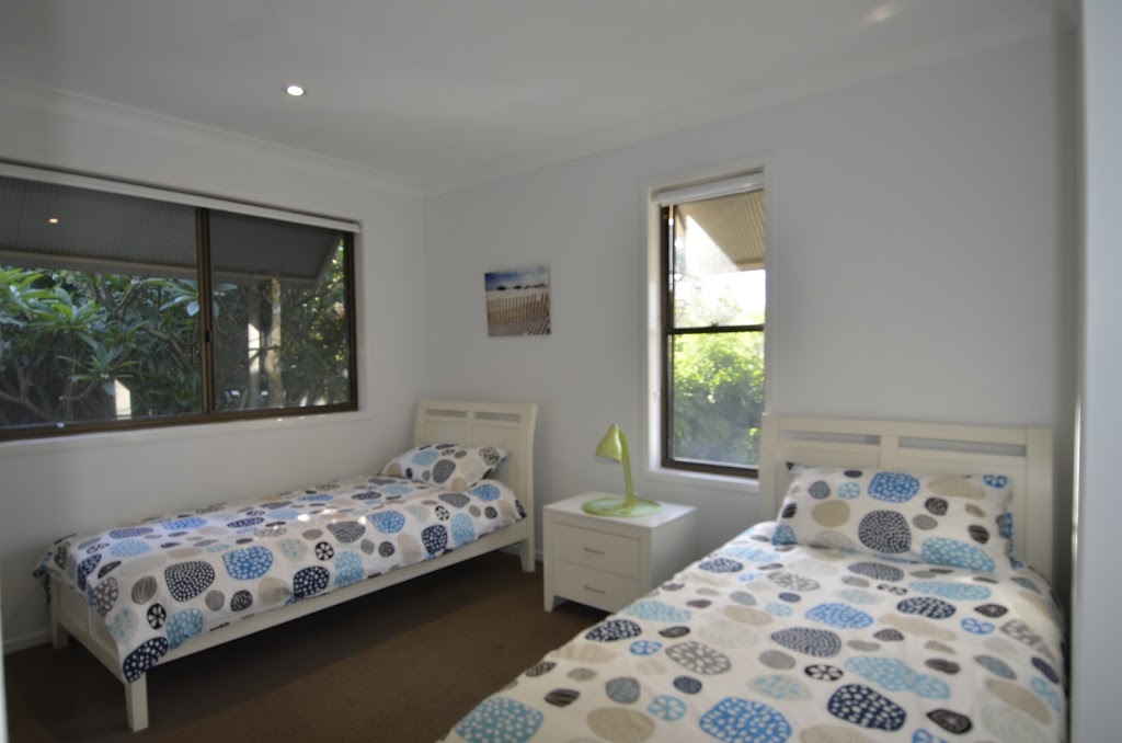 Aurora Mollymook | lodging | 30 Boag St, Mollymook NSW 2539, Australia | 0498303404 OR +61 498 303 404