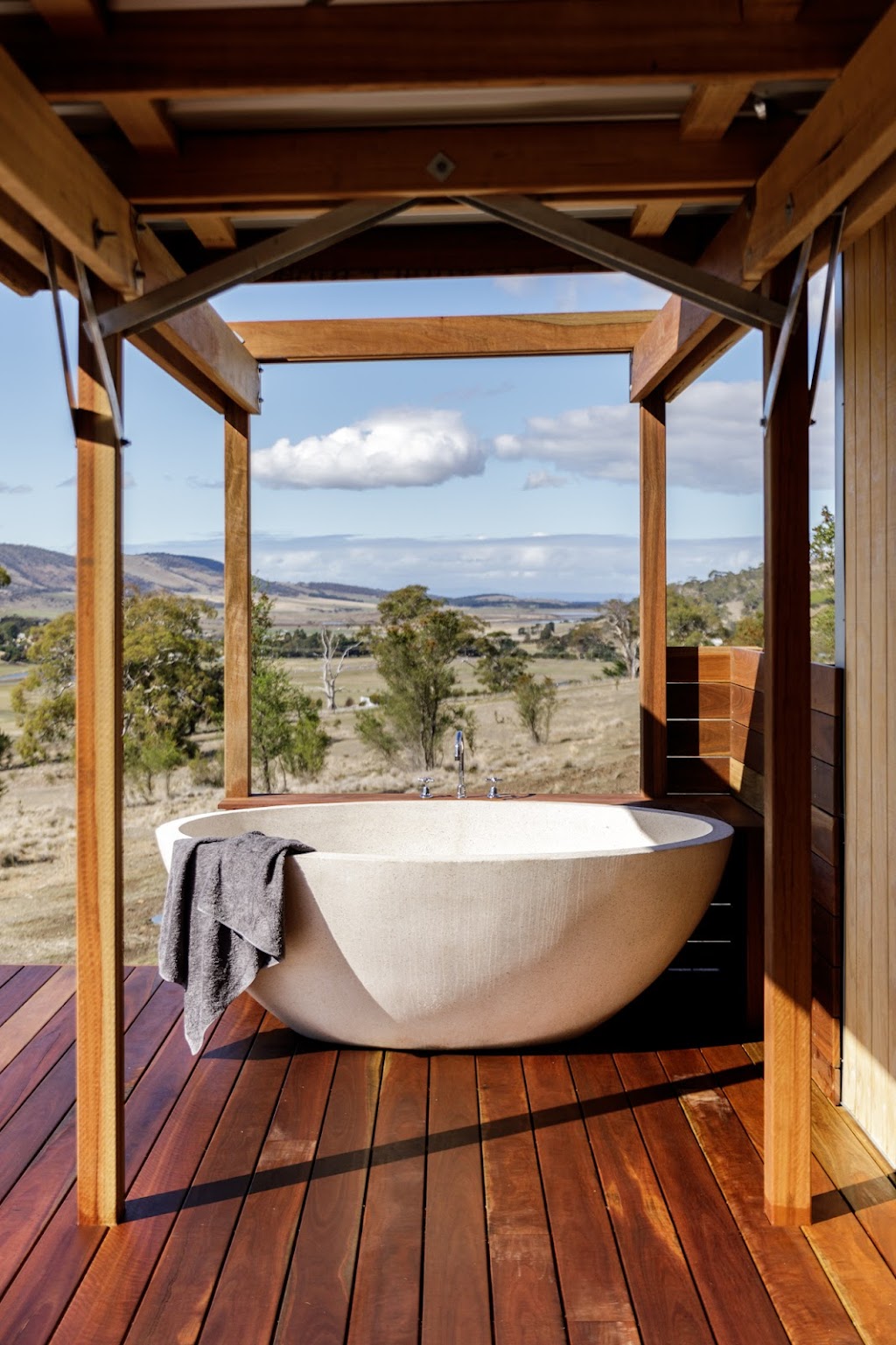 Tiny Hideaway | 78 Middle Tea Tree Rd, Richmond TAS 7025, Australia | Phone: 0417 202 963