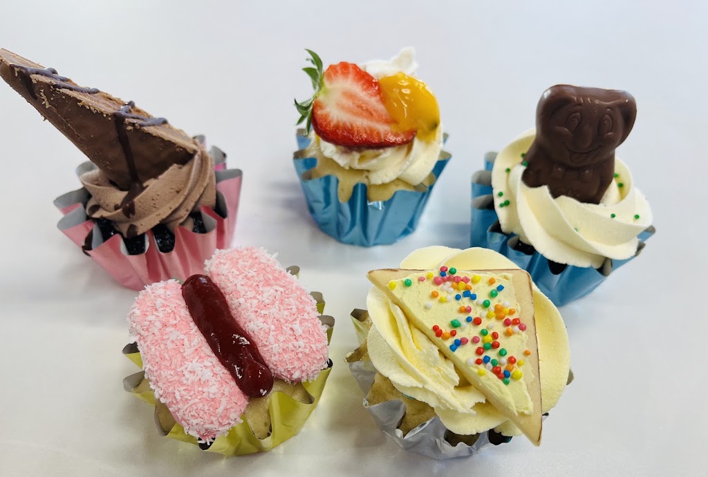 Cakes on Collins Lane | 137 Edward Wollstonecraft Ln, Coolangatta NSW 2535, Australia | Phone: 0438 397 948
