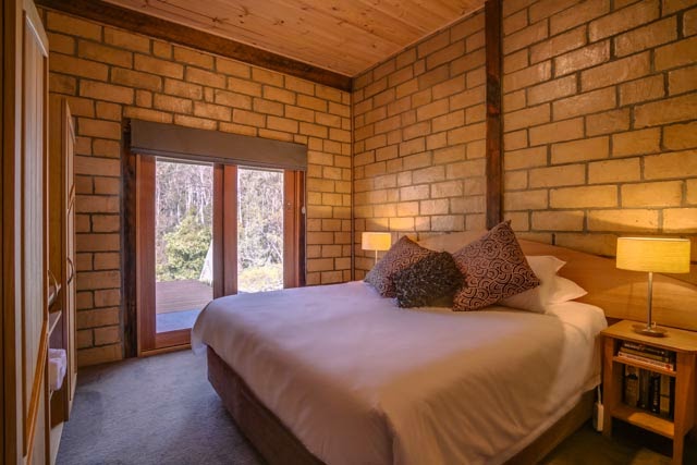 Falls River Luxury Accommodation | 381 Montana Rd, Red Hills TAS 7304, Australia | Phone: 0419 622 552