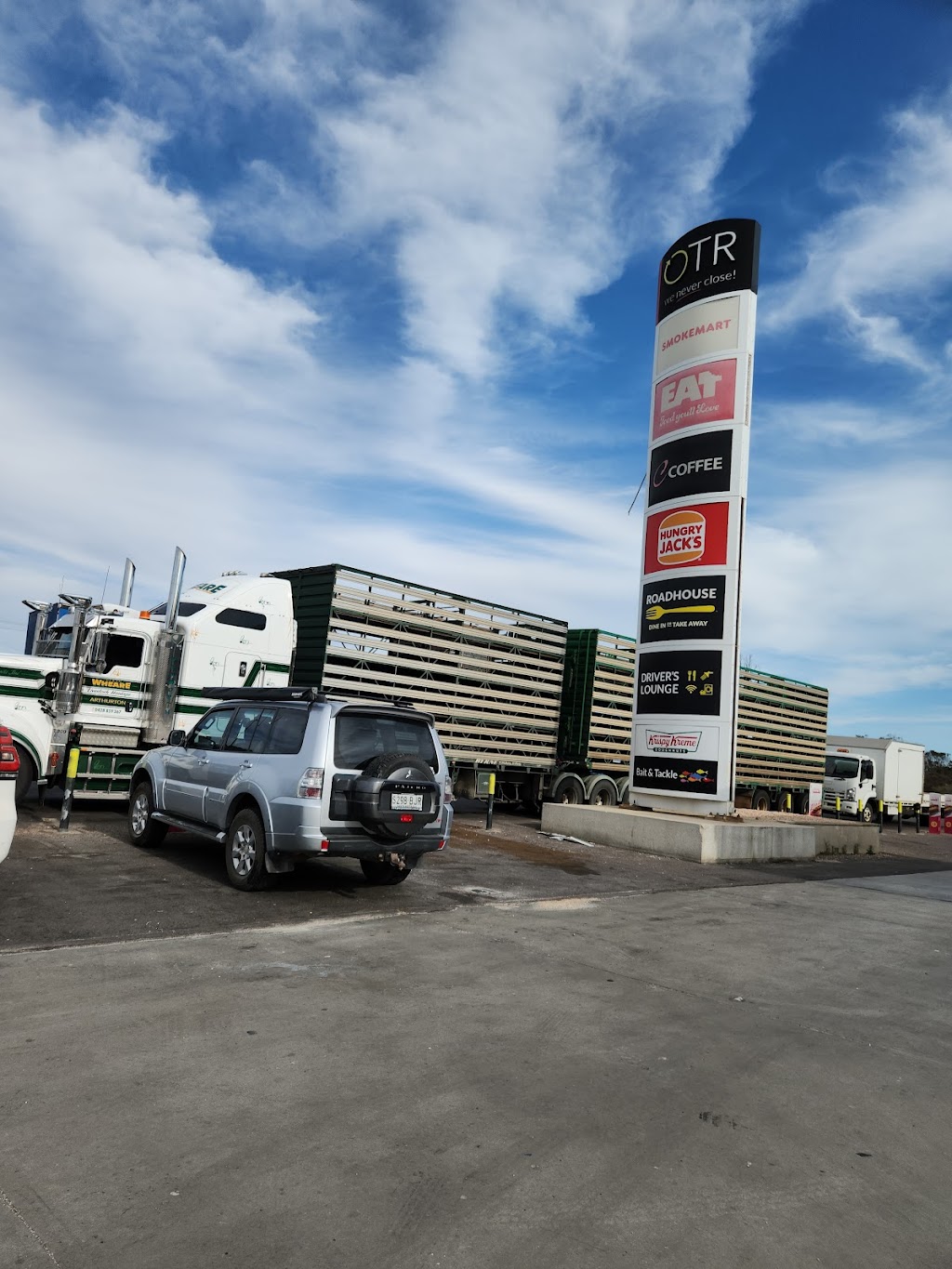 bp Truckstop | 35 Eyre Hwy, Ceduna SA 5690, Australia | Phone: (08) 8625 2430