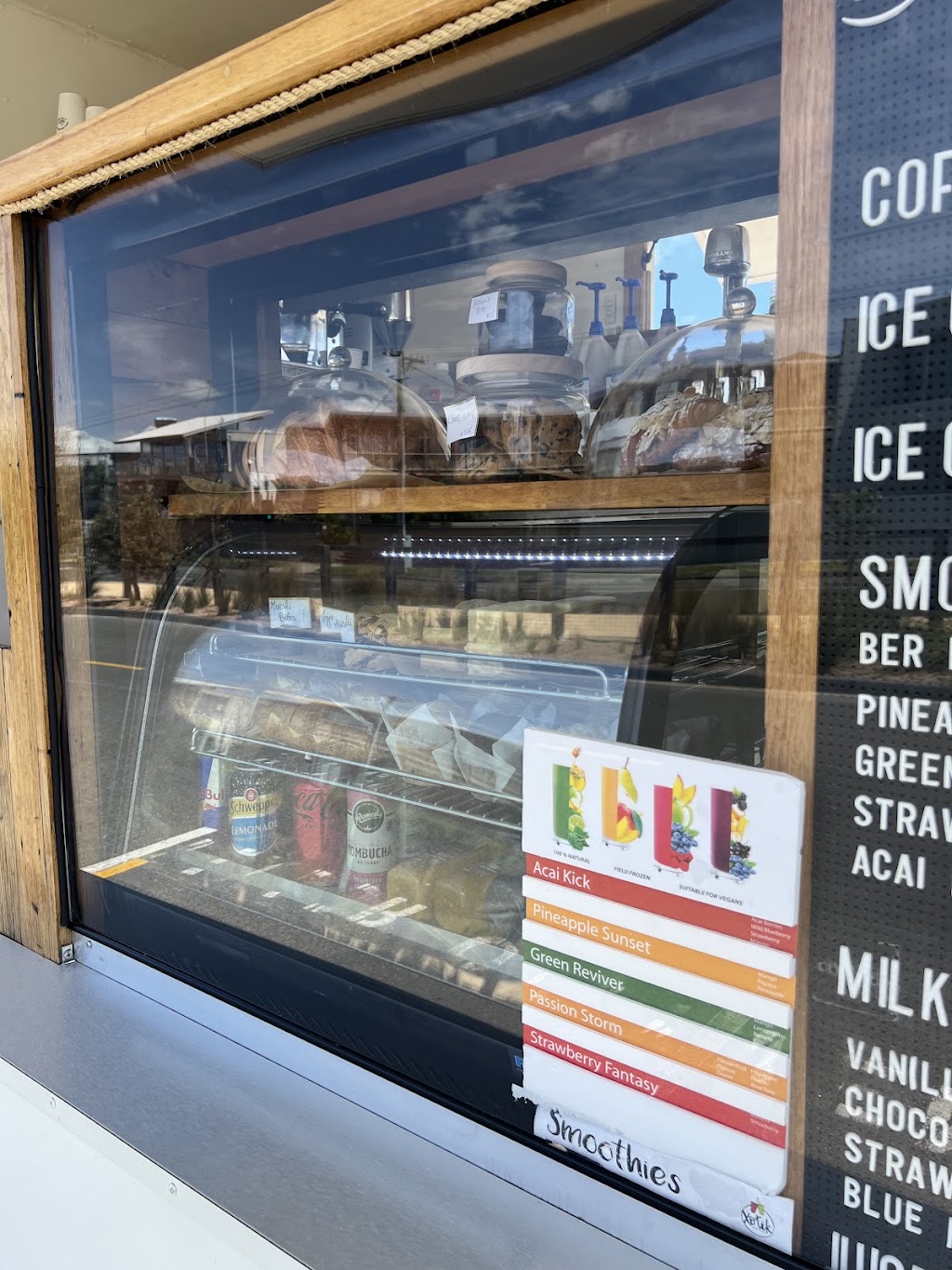 Rolling Mugshot | Beach Foreshore, 121 Beach Rd, Parkdale VIC 3195, Australia | Phone: 0427 704 042