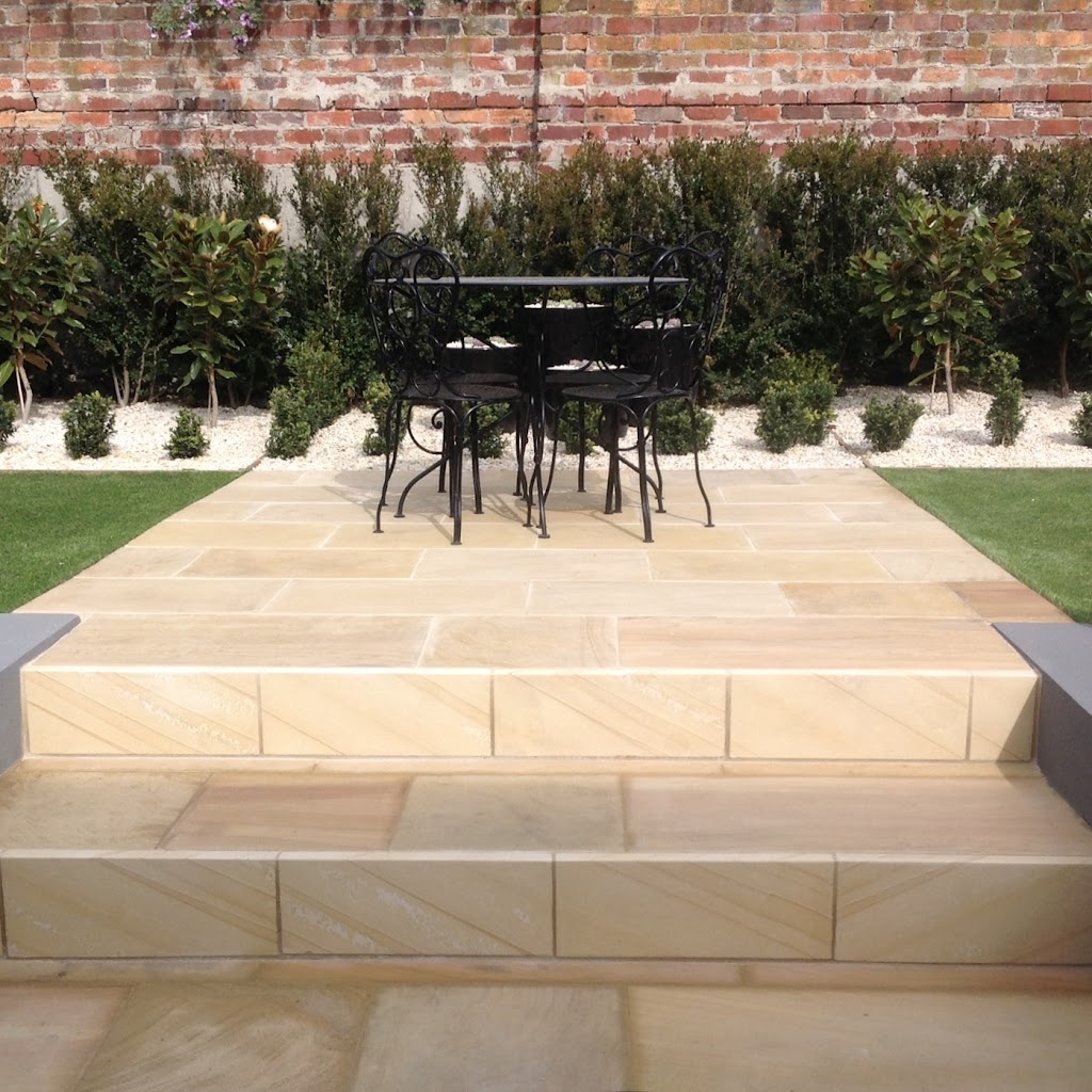 Landscapes 4 U | 328 Howden Rd, Howden TAS 7054, Australia | Phone: 0419 002 701