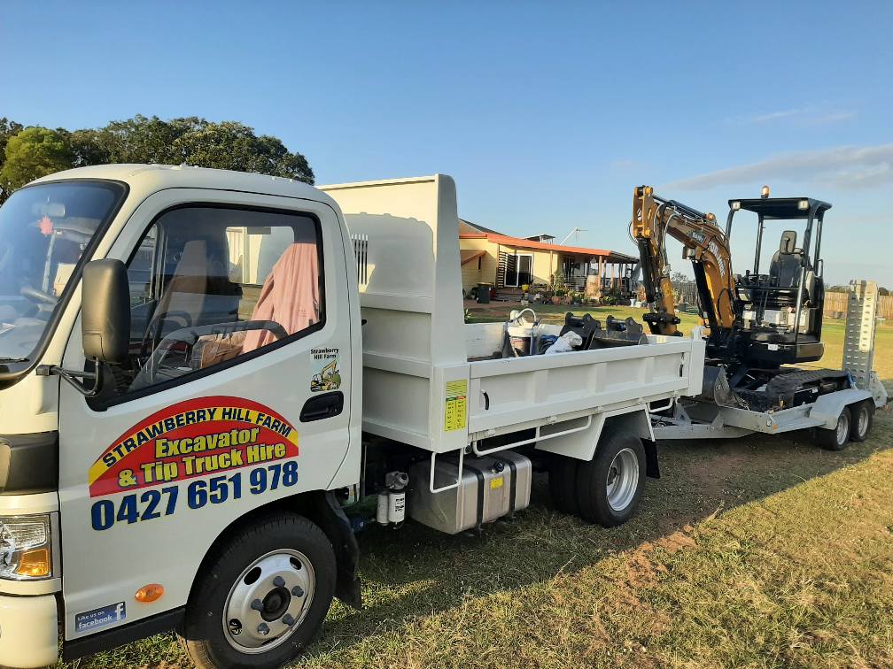 Strawberry Hill Farm Excavator & Tip Truck Hire | general contractor | 73 Henkers Rd, Oakwood QLD 4670, Australia | 0427651978 OR +61 427 651 978