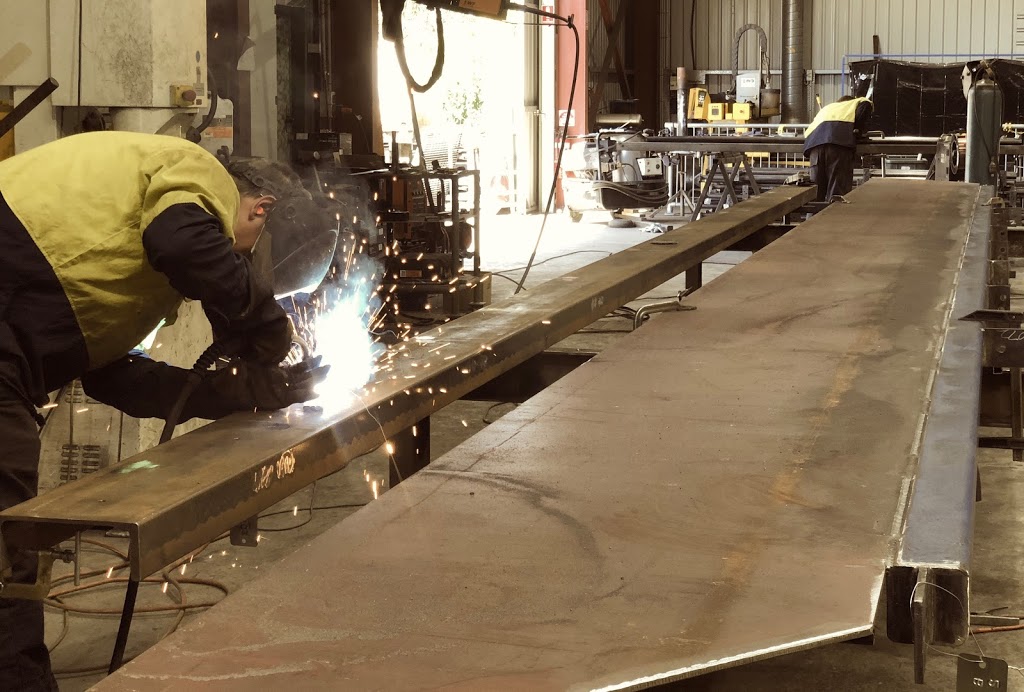 South Coast Welding & Fabrication |  | 6 Geary Pl, North Nowra NSW 2541, Australia | 0244231119 OR +61 2 4423 1119