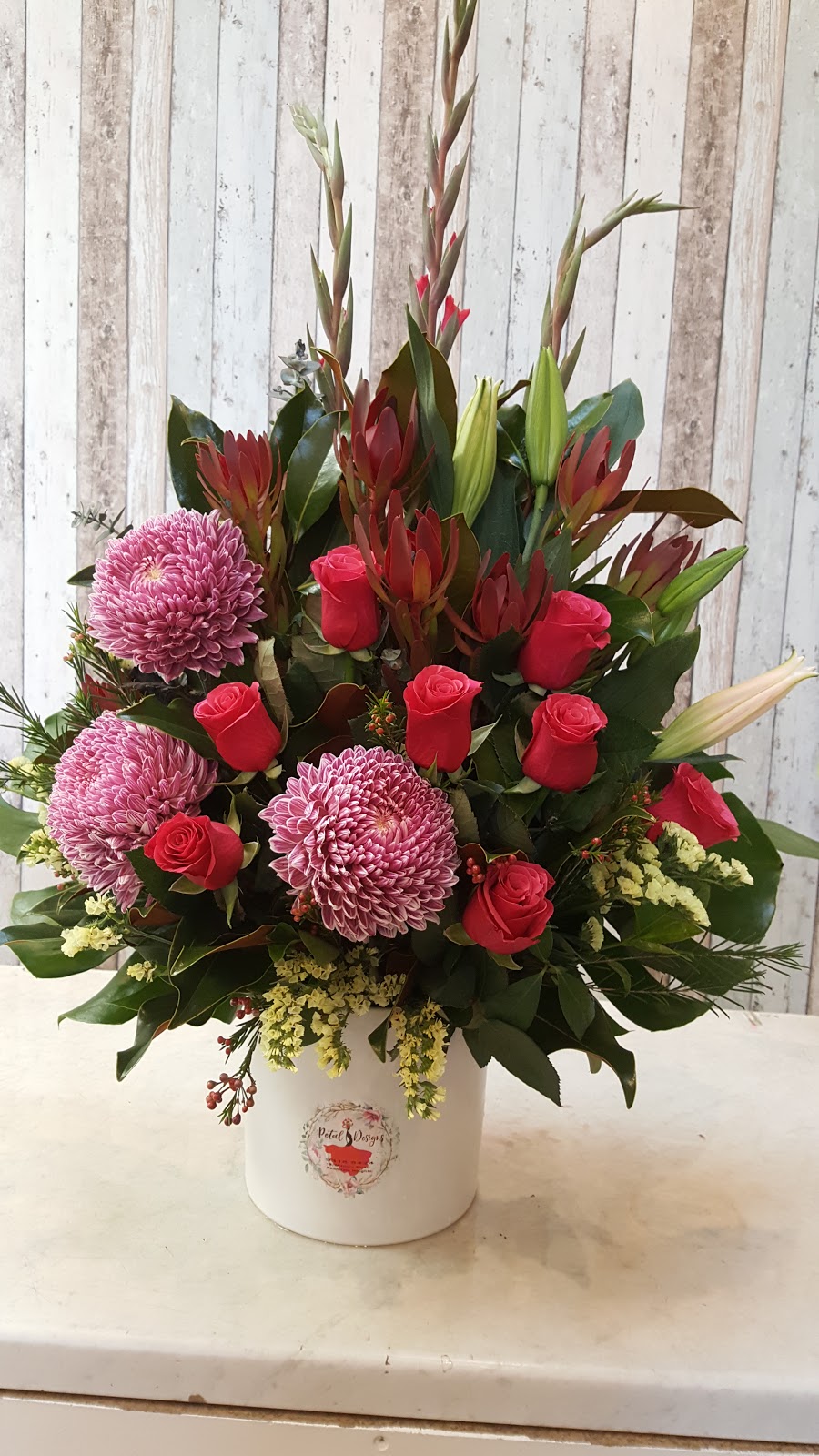 Petal Designs | florist | 19 Military Rd, Avondale Heights VIC 3034, Australia | 0393188424 OR +61 3 9318 8424