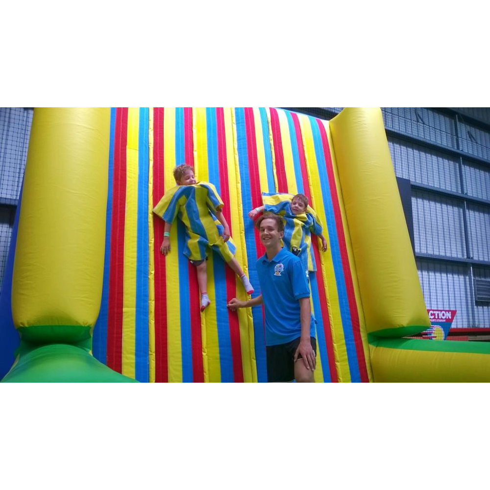 Inflatable World | amusement park | 39 Clements Ave, Bundoora VIC 3083, Australia | 0394672422 OR +61 3 9467 2422