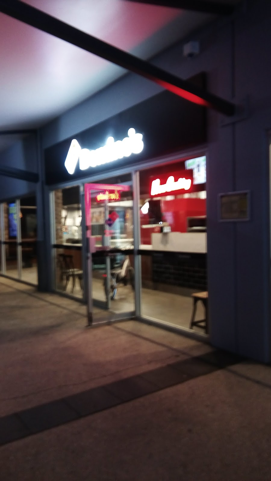 Dominos Pizza Pacific Paradise | 722-728 David Low Way, Pacific Paradise QLD 4564, Australia | Phone: (07) 5373 2420