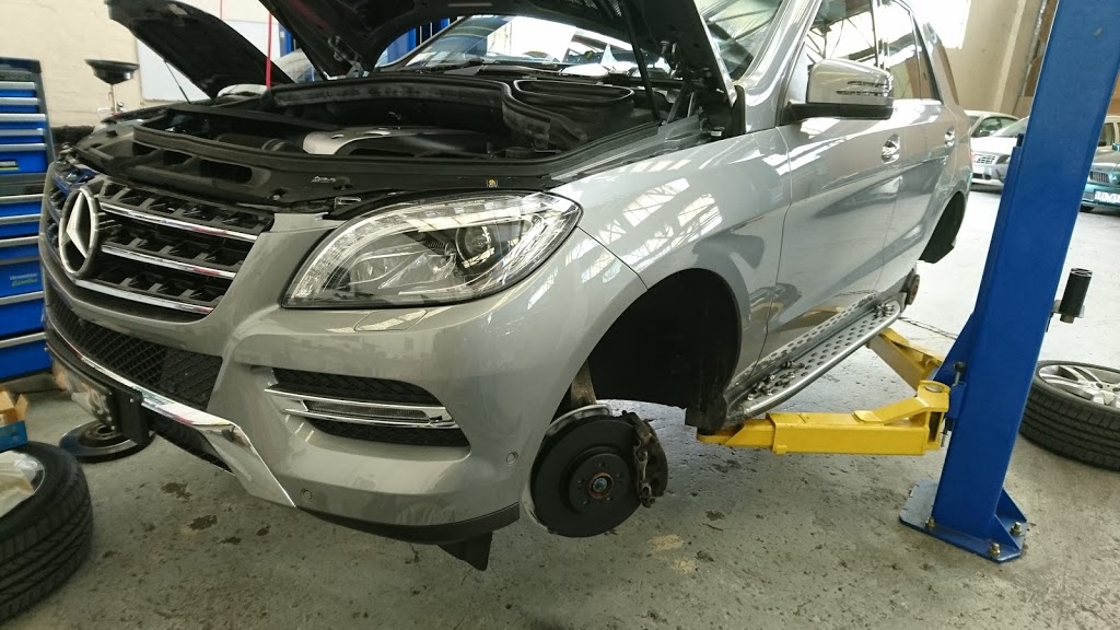 Oakleigh Automotive Service & Repairs | car repair | 40/42 Fulton St, Oakleigh South VIC 3167, Australia | 0395309222 OR +61 3 9530 9222