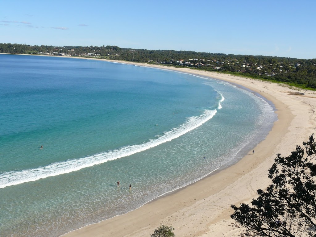 Mollymook Beach | tourist attraction | 33 Bannister Head Rd, Mollymook Beach NSW 2539, Australia | 0411429442 OR +61 411 429 442