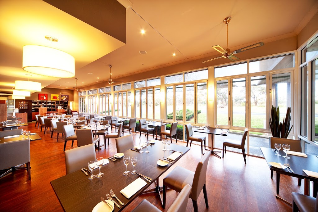 Terrace Cafe @ Century Inn | restaurant | 5 Airfield Rd, Traralgon VIC 3844, Australia | 0351739400 OR +61 3 5173 9400