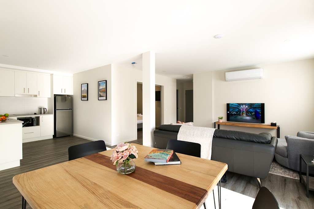 Rocky Valley Luxury Apartments | Unit 1/226 Kiewa Valley Highway, Tawonga South VIC 3698, Australia | Phone: (03) 5754 1118