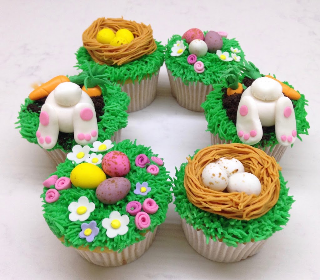 Deborah Marie cake Designs | bakery | Greenhill Ct, Bunyip VIC 3815, Australia | 0439976391 OR +61 439 976 391