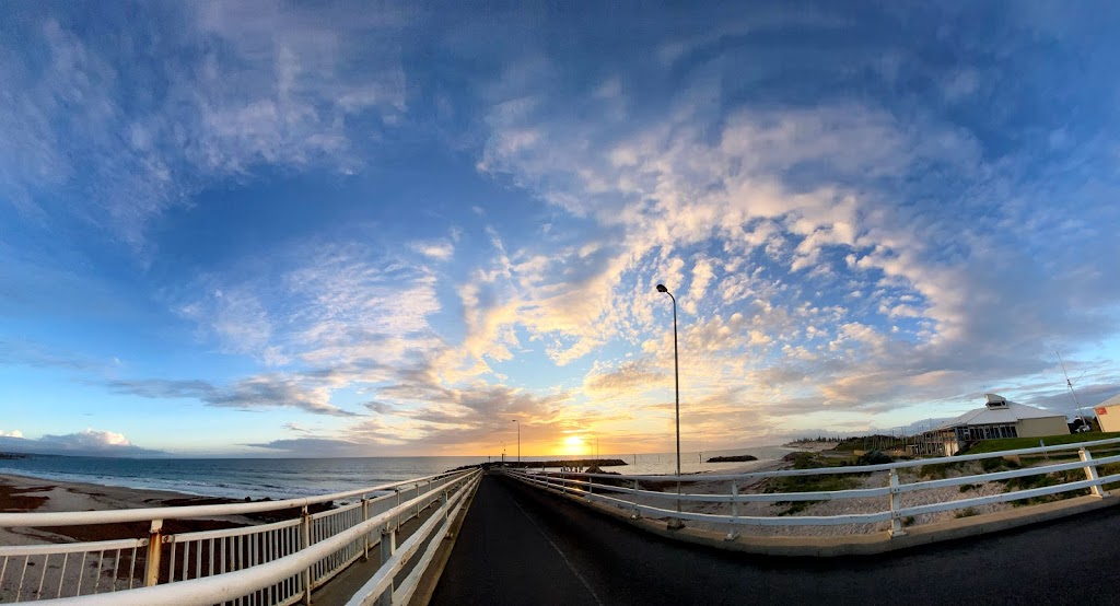 West Beach Boat Ramp | tourist attraction | Barcoo Rd, West Beach SA 5024, Australia | 0883557360 OR +61 8 8355 7360