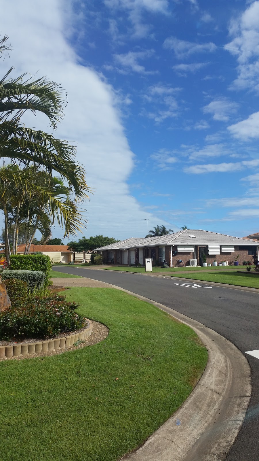 Carlyle Gardens Retirement Village | 3 Carlyle Ct, Bargara QLD 4670, Australia | Phone: 1300 687 738