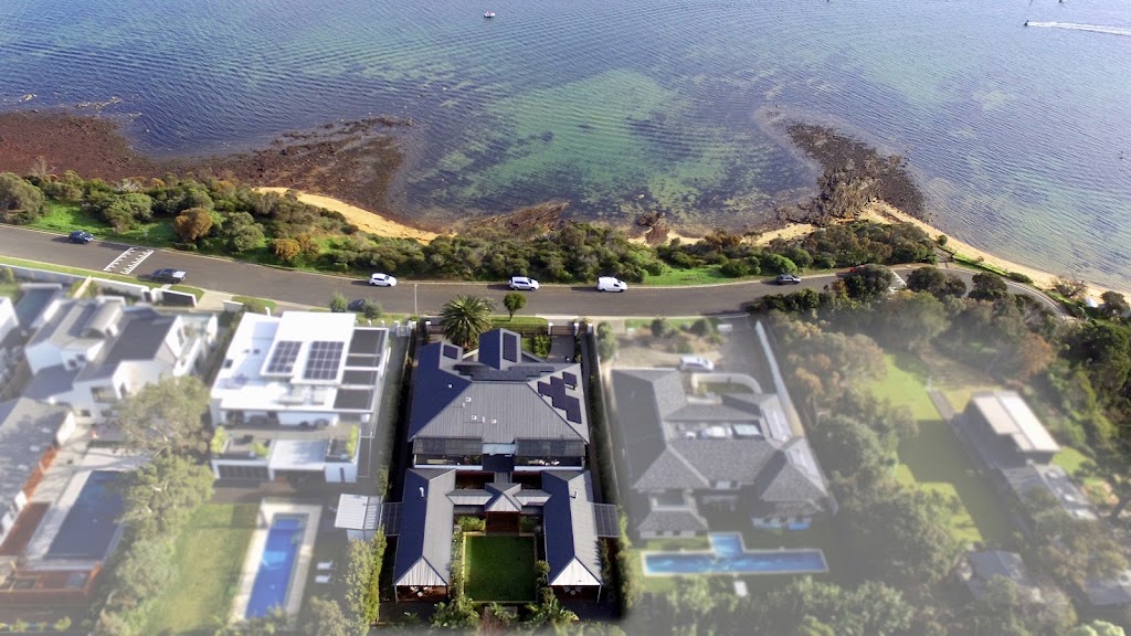 Earimil Villas | 16 Earimil Dr, Mount Eliza VIC 3930, Australia | Phone: 0421 768 382
