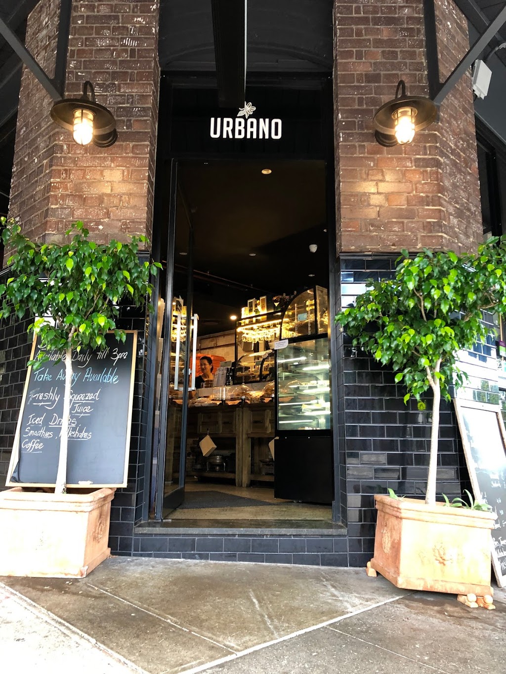Urbano Organic Coffee Traders | cafe | 4 Rochester St, Homebush NSW 2140, Australia | 0287460708 OR +61 2 8746 0708