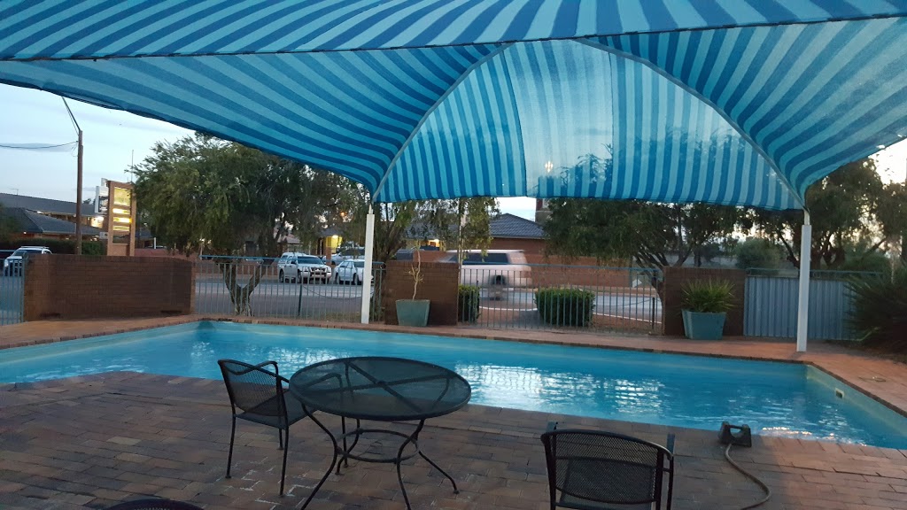 Cobar Motor Inn | lodging | 67 Marshall St, Cobar NSW 2835, Australia | 0268362304 OR +61 2 6836 2304