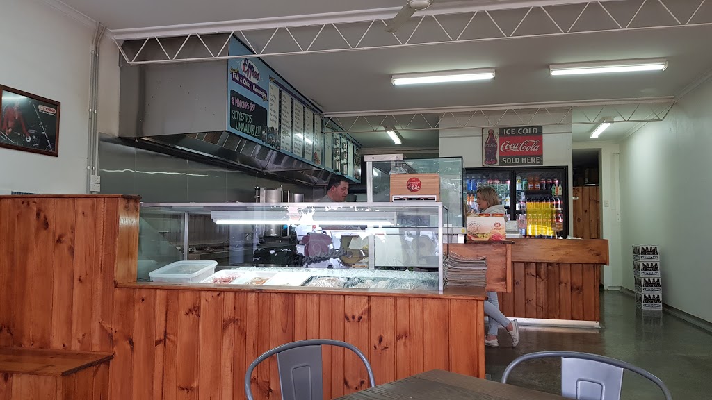 Effies Fish and Chips | restaurant | 4 Kilvington Dr, Emerald VIC 3782, Australia | 0359684447 OR +61 3 5968 4447