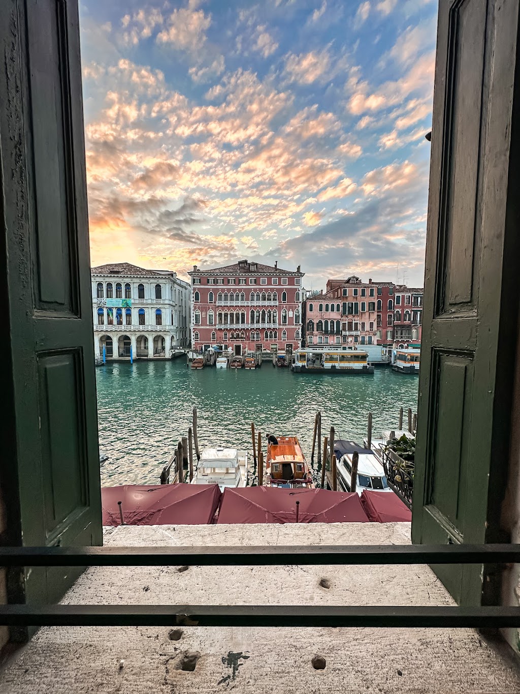 Sonia Jones Travel | 59 Lugg St, Bardon QLD 4065, Australia | Phone: (07) 3778 3849