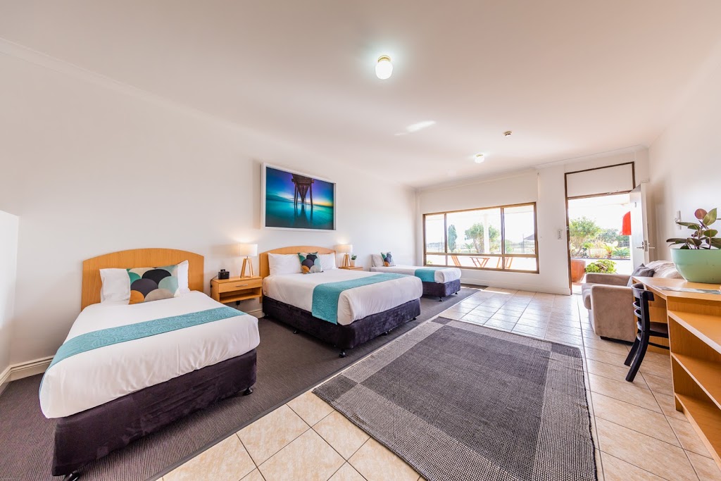 COAST Motel and Apartments | lodging | 153-157 Esplanade, Port Noarlunga South SA 5167, Australia | 0883863311 OR +61 8 8386 3311