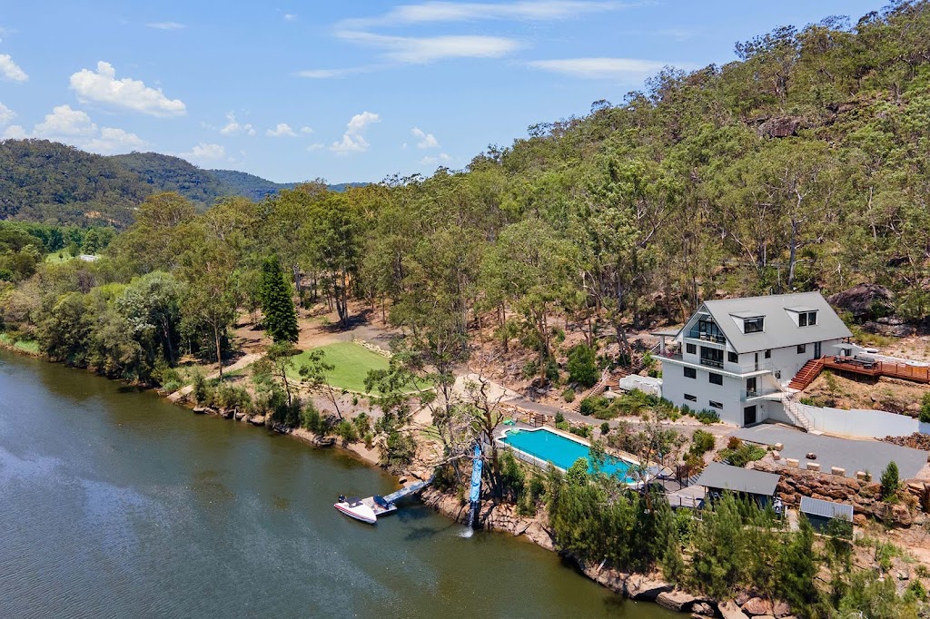 Macdonald Lodge | 440 St Albans Rd, Lower Macdonald NSW 2775, Australia | Phone: 0458 961 711