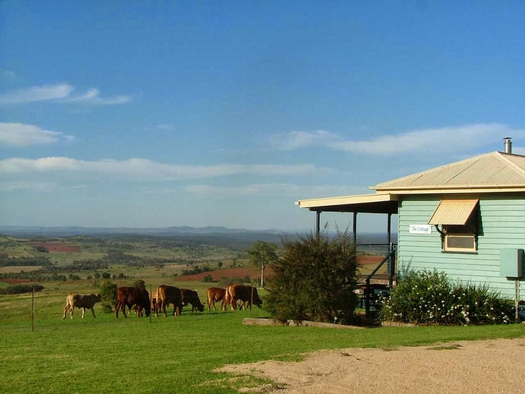 Hillview Cottages | lodging | 297 Birt Rd, Kingaroy QLD 4610, Australia | 0447747816 OR +61 447 747 816