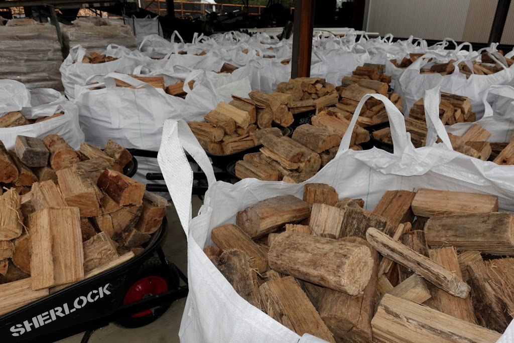 Blazemaster Firewood | 22 Hazeldene Rd, Gladysdale VIC 3797, Australia | Phone: 0458 512 629