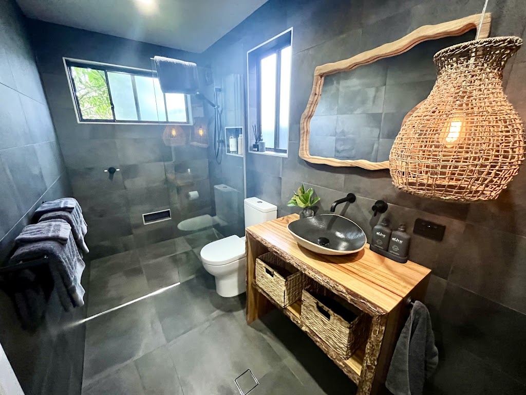 Sunnyside Studio | 7 Nelson St, Port Macquarie NSW 2444, Australia | Phone: 0423 072 663