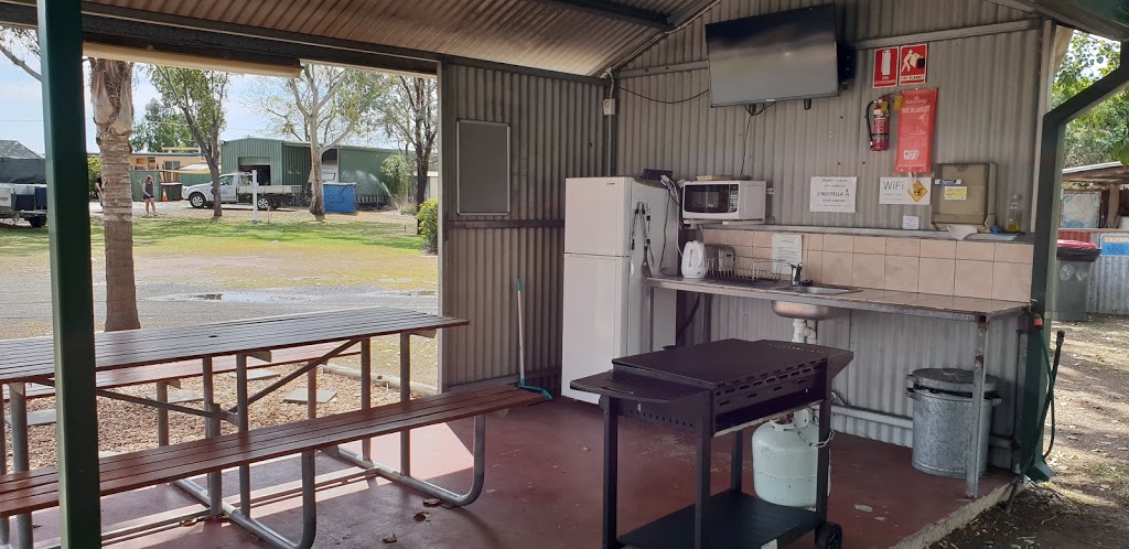 Goondiwindi Holiday Park | rv park | 36 Old Cunningham Hwy, Goondiwindi QLD 4390, Australia | 0746712900 OR +61 7 4671 2900