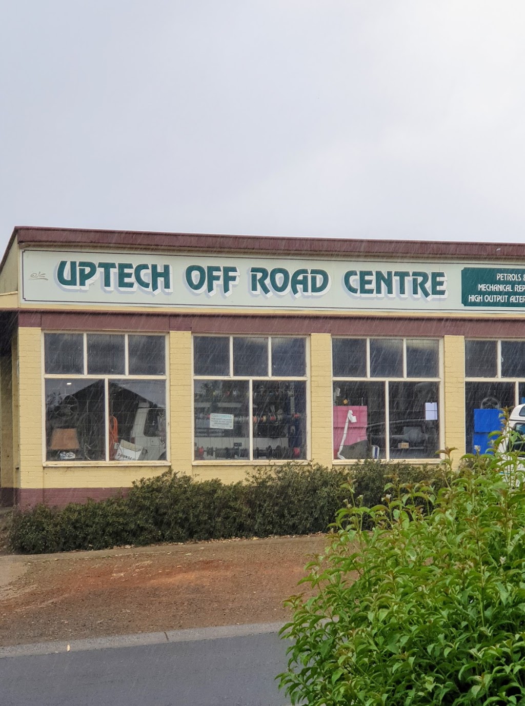 Uptech Off Road Centre | car repair | 2-8 Main Rd, Monbulk VIC 3793, Australia | 0397566523 OR +61 3 9756 6523