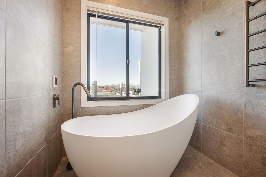Hawk Renovations | 95 Rosedale Dr, West Albury NSW 2640, Australia | Phone: 0413 639 050