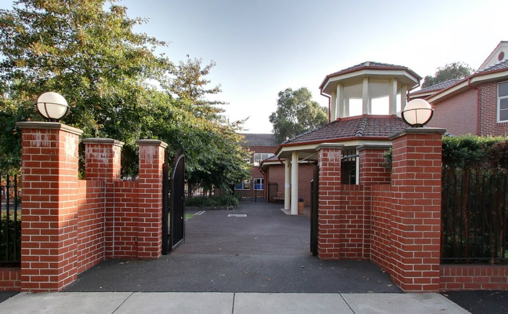 Brighton Grammar Junior School | school | 33/39 Grosvenor St, Brighton VIC 3186, Australia | 0385912275 OR +61 3 8591 2275