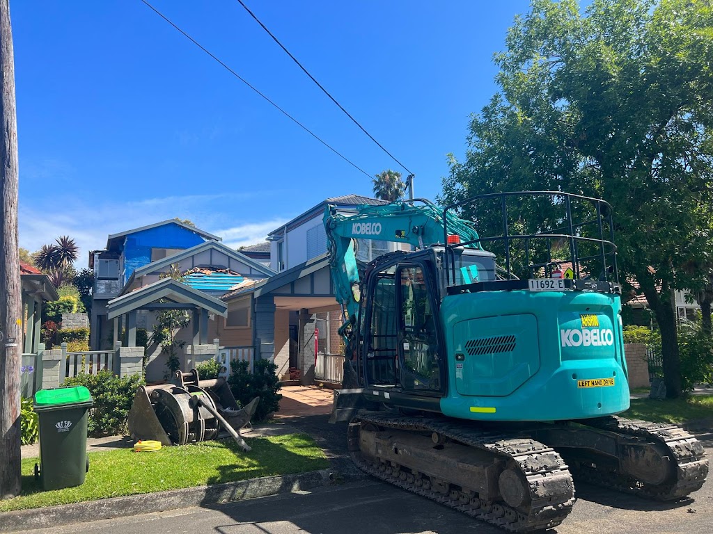 Best Demolition Pty Ltd | 34 Vista Cct, Bahrs Scrub QLD 4207, Australia | Phone: 0451 709 700